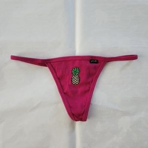 COPY - 💕🔥NWT PINK Victoria's Secret v string panties Pineapple magenta Medium